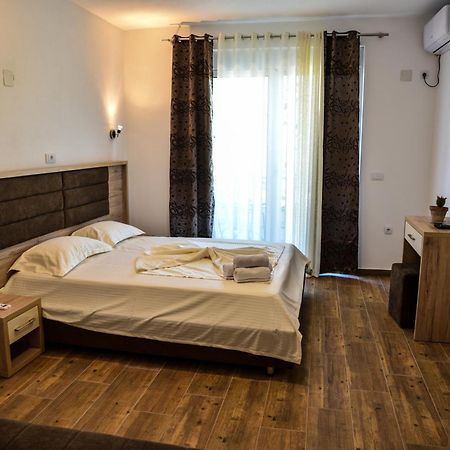 Отель Casa Sinani Улцинь Экстерьер фото